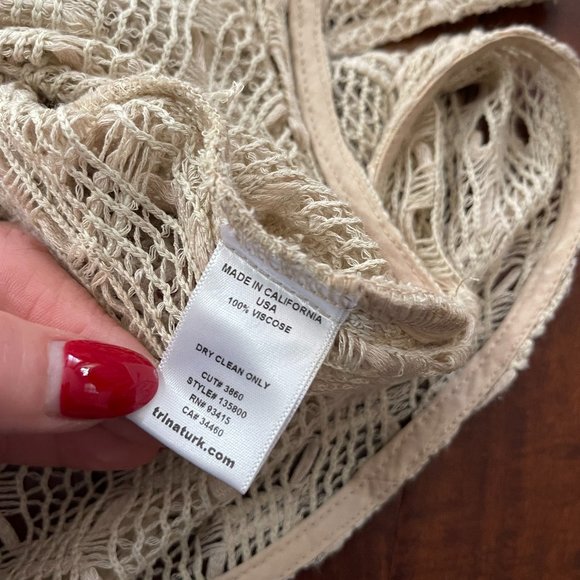 Trina Turk crochet hooded cover up/ kimono S - Picture 9 of 11